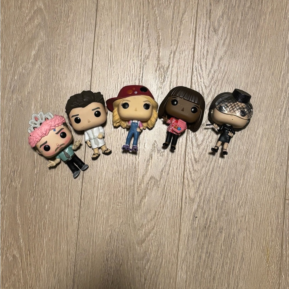 Funko Pop! Vinyl Figures Set - Pink, White, Red, Black